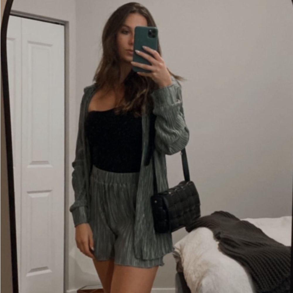 Amazon green two piece set